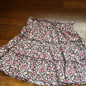 Floral skirt!! Size xs